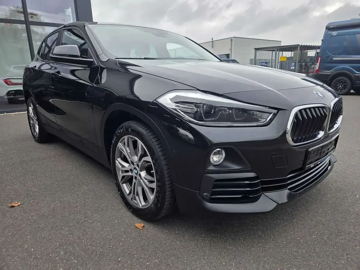 Gebraucht BMW X2 Sport Line 150 PS (110 kW) 2019 Schwarz (metallic) SUV