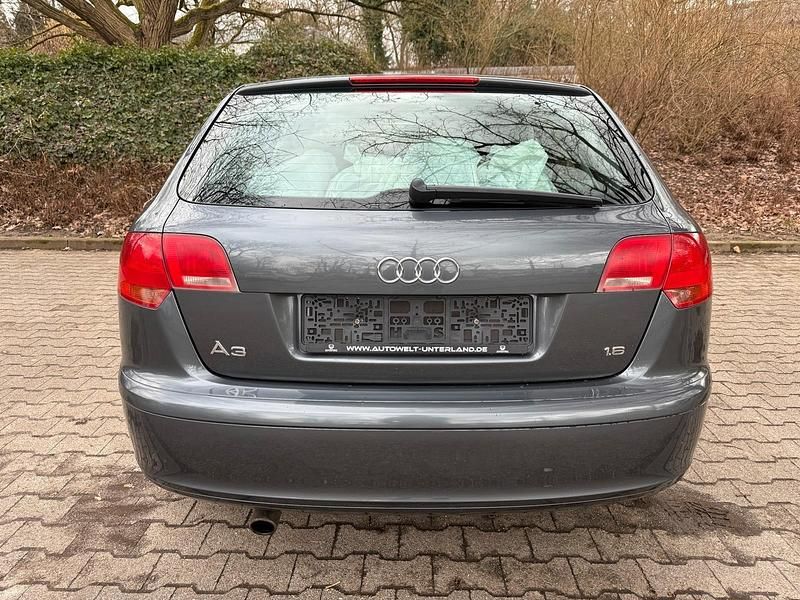 Gebraucht Audi A3 Attraction 116 PS (85 kW) 2006 Delfingrau metallic Kleinwagen