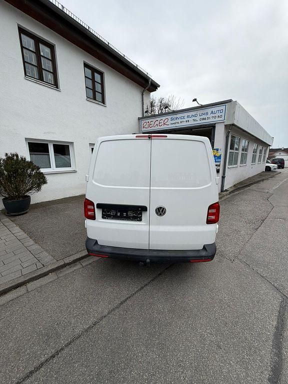 Gebraucht VW Transporter 150 PS (110 kW) 2019 Weiß Van