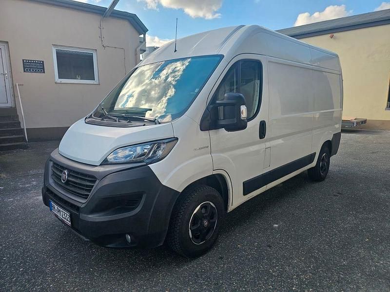 Weiß Gebraucht 2020 Fiat Ducato Van | 19.990 € (Guter Preis) - Bild 1/4