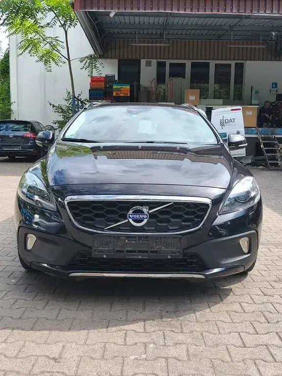 Gebraucht Volvo V40 CC You! 150 PS (110 kW) 2015 Schwarz Kombi