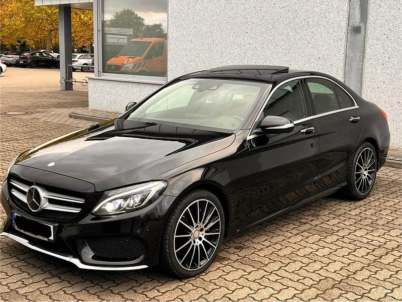 Schwarz Gebraucht 2015 Mercedes C400 AMG Limousine | 18.499 € (Fairer Preis) - Bild 1/4