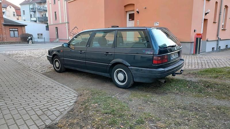 Gebraucht VW Passat Trendline 90 PS (66 kW) 1993 Blau Kombi