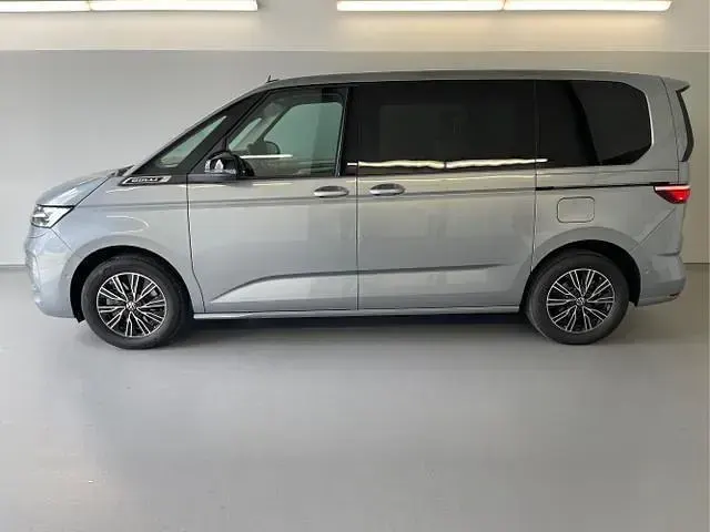 Neu VW Multivan Business 245 PS (180 kW) 2026 Monosilver metallic/silber Van / Kleinbus