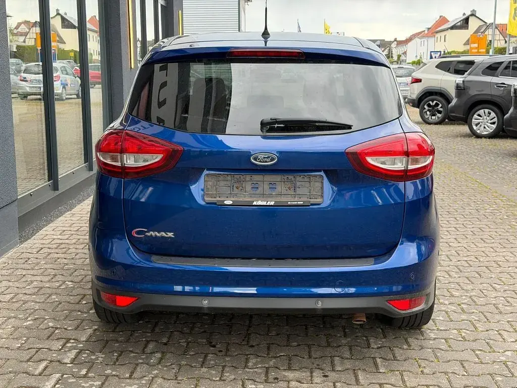 Używany Ford C-MAX Titanium 150 KM (110 kW) 2017 Niebieski Minivan