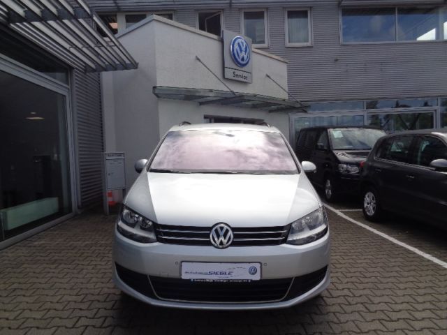 Gebraucht VW Sharan Comfortline 140 PS (102 kW) 2012 Silber metallic Van / Kleinbus