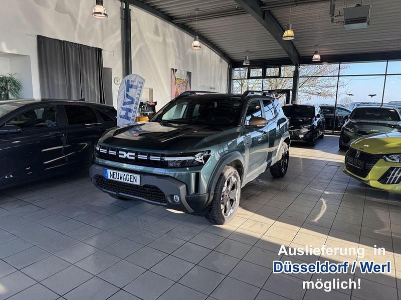 Neu Dacia Duster Extreme 131 PS (96 kW) 2025 Zeder grün metallic SUV