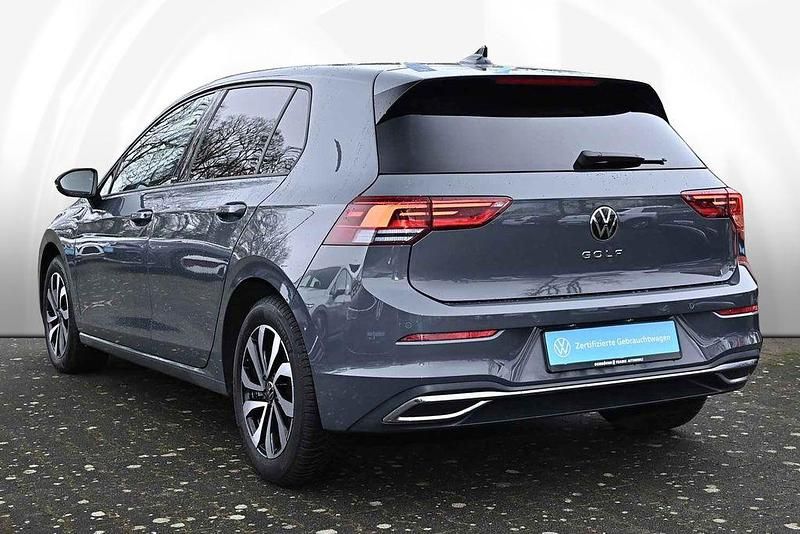 Gebraucht VW Golf VIII Active 150 PS (110 kW) 2023 Grau Limousine