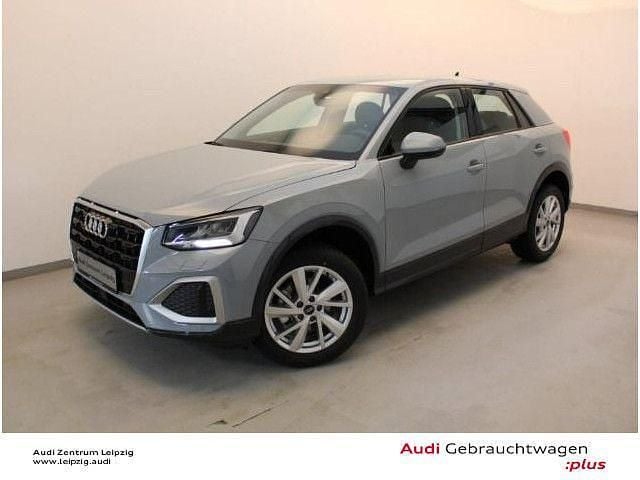 Pfeilgrau perleffekt Gebraucht 2024 Audi Q2 Advanced Plus SUV | 28.980 € (Fairer Preis) - Bild 1/4