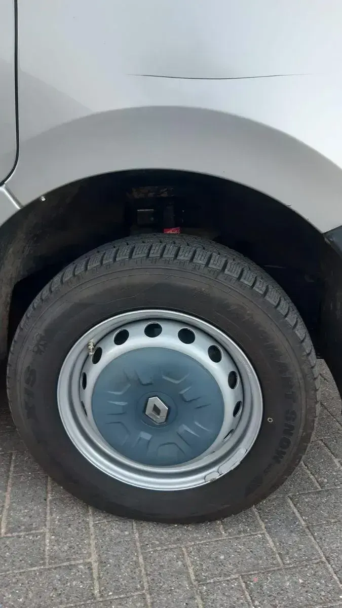 Gebraucht Renault Master 150 PS (110 kW) 2012 Silber Kombi