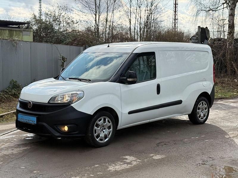 Weiß Gebraucht 2015 Fiat Doblò Van / Kleinbus | 4.999 € (Etwas zu teuer) - Bild 1/4