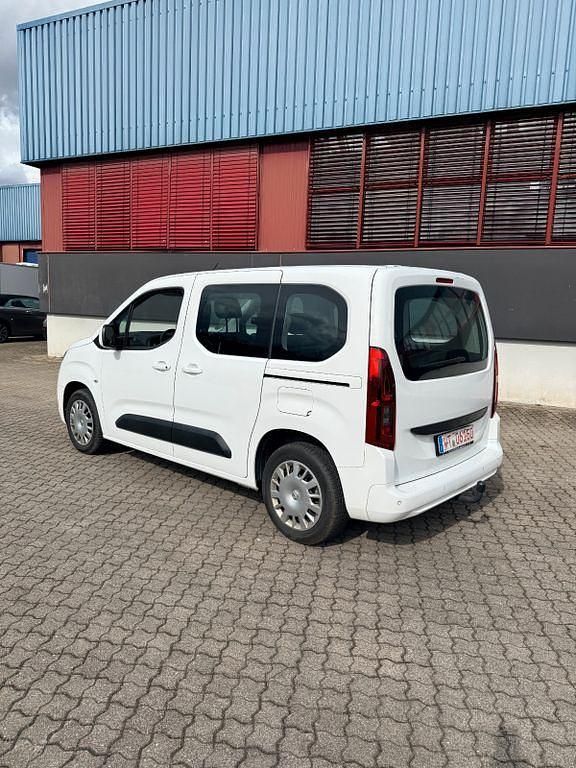 Gebraucht Opel Combo Life Edition 131 PS (96 kW) 2021 Weiß Van / Kleinbus