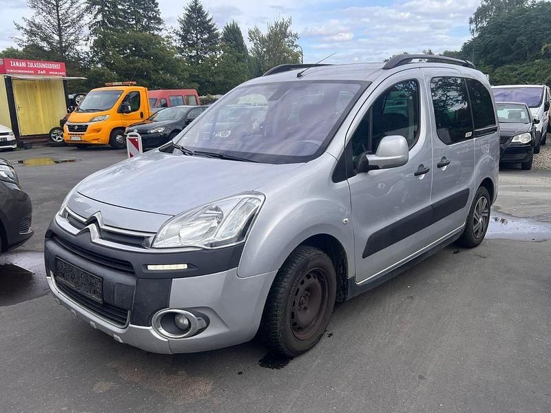 Gebraucht 2013 Citroën Berlingo XTR Van / Kleinbus | 4.690 € (Etwas zu teuer) - Bild 1/4