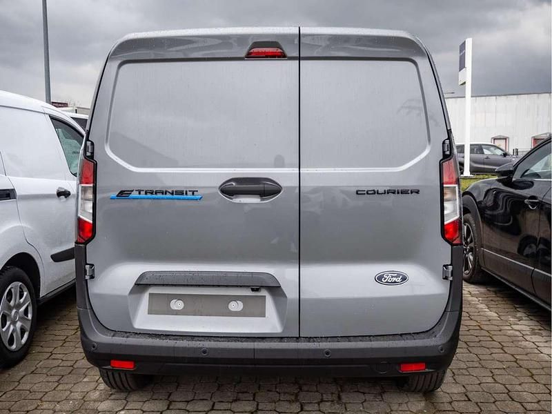 Neu Ford Transit Trend 100 kW (136 PS) 2026 Solarsilber Kleinwagen