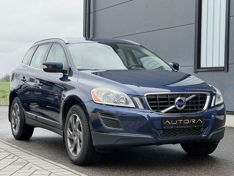 Gebraucht Volvo XC60 Ocean Race 163 PS (119 kW) 2012 Blau SUV