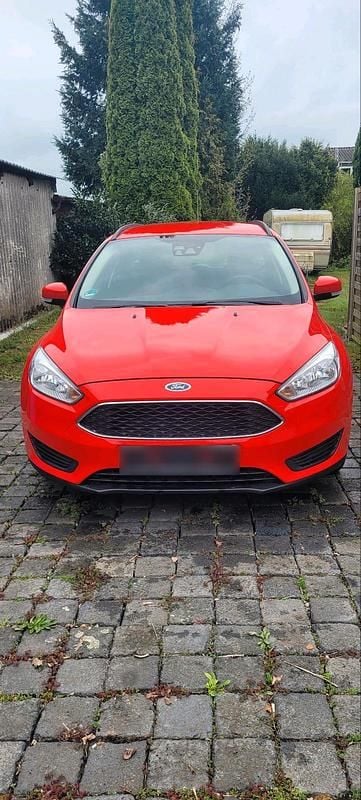 Usata Ford Focus 125 CV (91 kW) 2016 Rosso Station wagon