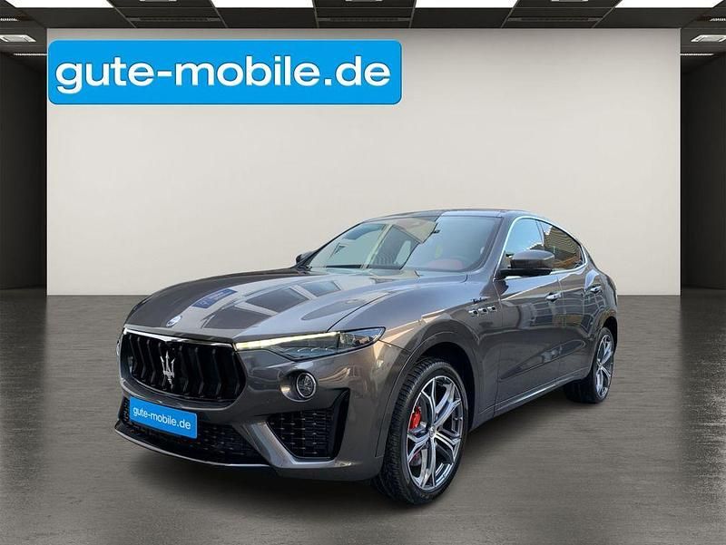 Grau Gebraucht 2023 Maserati Levante SUV | 79.900 € (Fairer Preis) - Bild 1/4