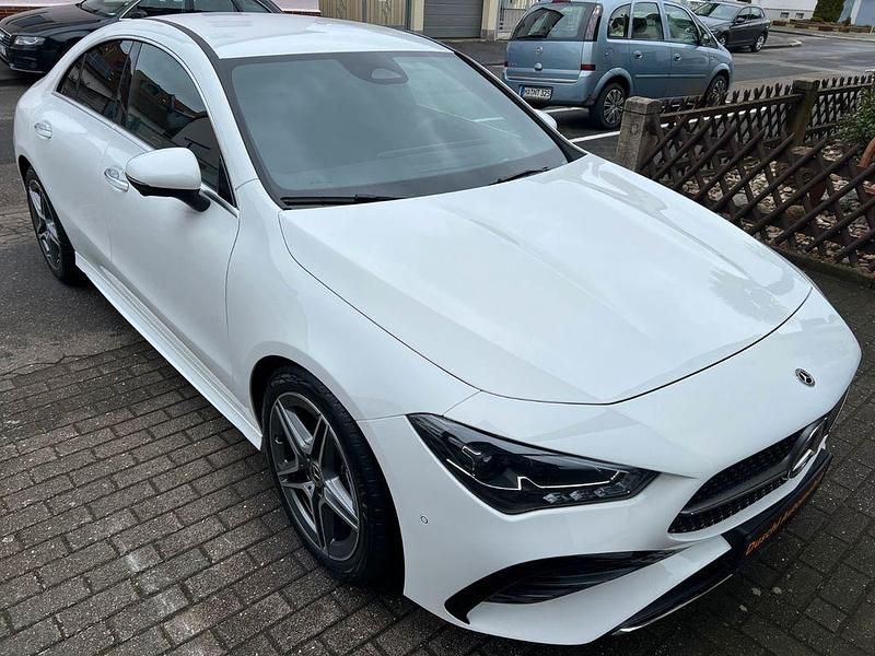 Gebraucht Mercedes CLA180 AMG 136 PS (100 kW) 2025 Polarweiß Limousine
