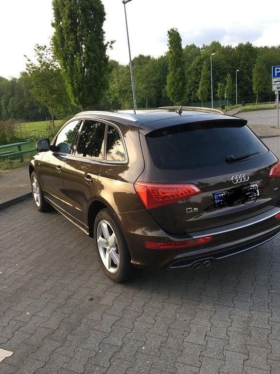 Braun Gebraucht 2011 Audi Q5 S-Line SUV | 11.600 € (Guter Preis) - Bild 1/4