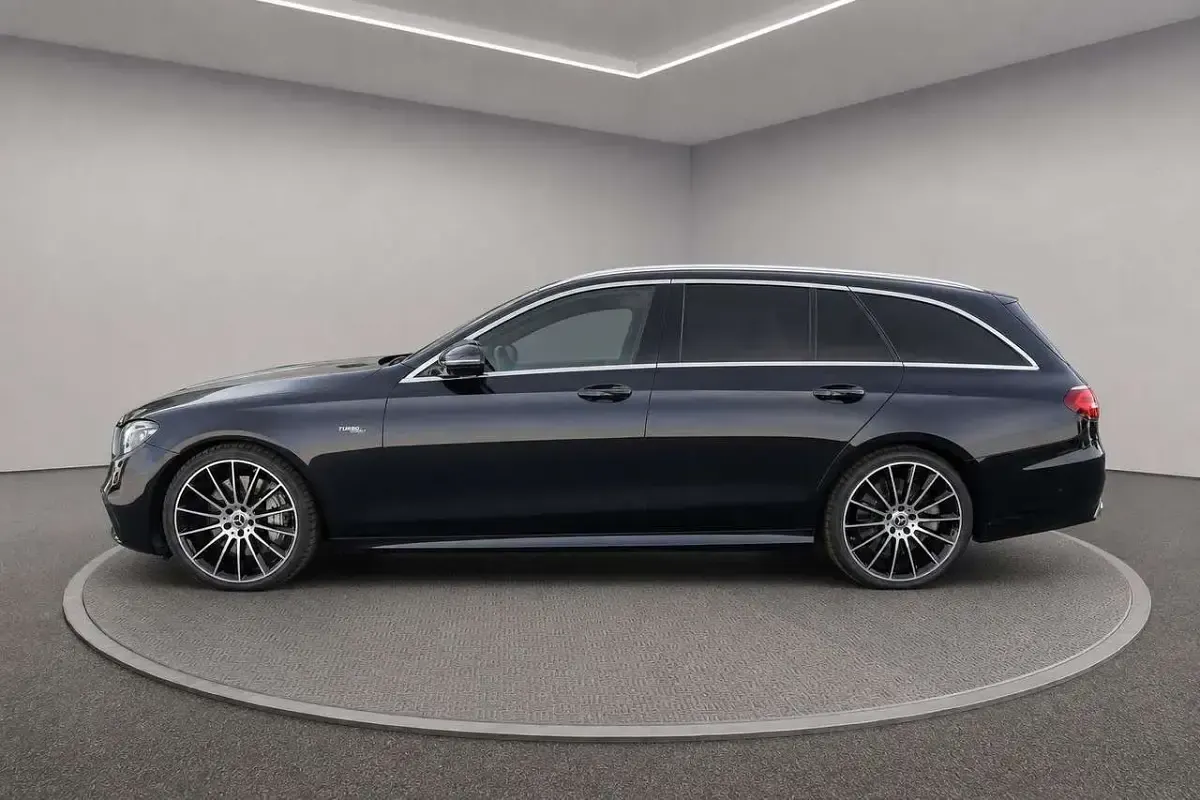 Gebraucht Mercedes E53 AMG AMG 435 PS (319 kW) 2023 Obsidianschwarz Kombi