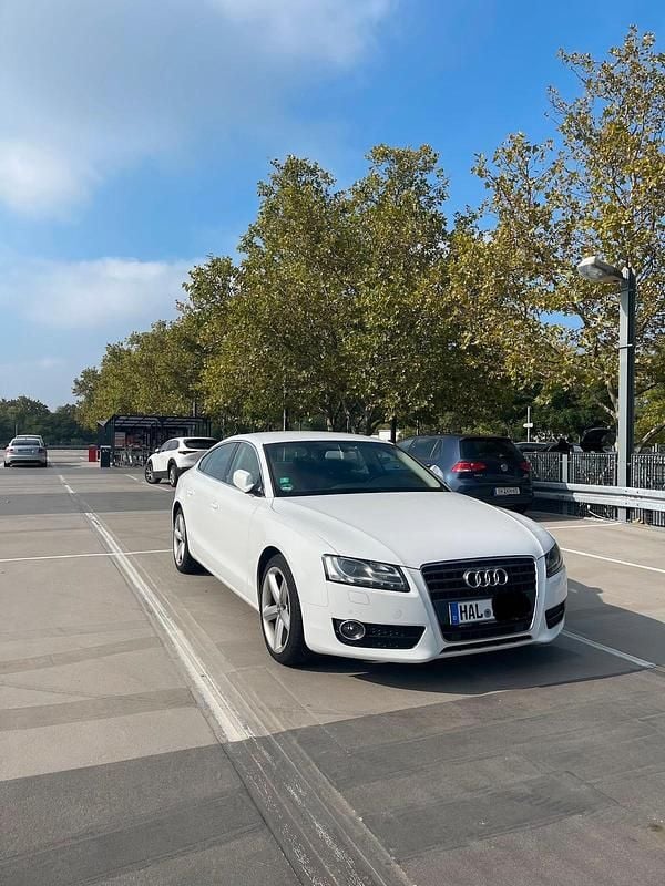 Gebraucht Audi A5 160 PS (117 kW) 2011 Weiß Coupé