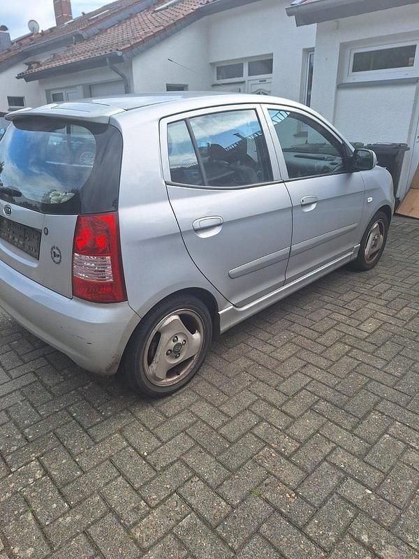 Silber Gebraucht 2007 Kia Picanto Kleinwagen | 800 € (Superpreis) - Bild 1/4