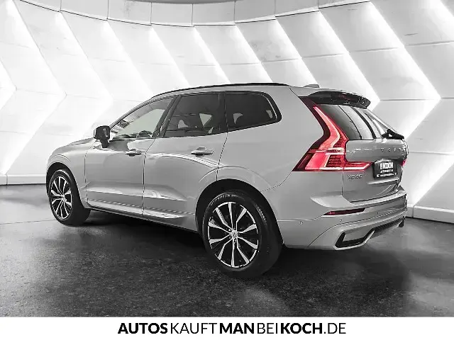 Gebraucht Volvo XC60 145 PS (106 kW) 2023 SUV