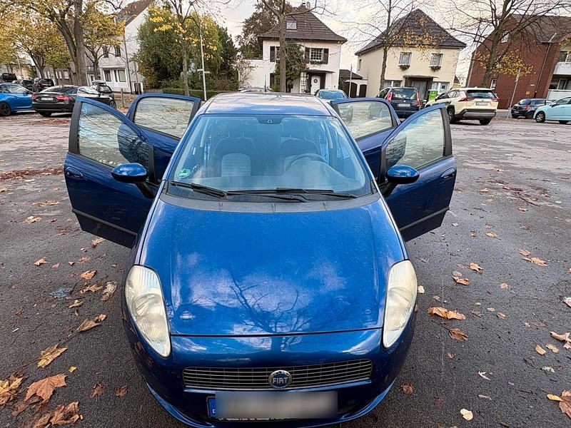 Blau Gebraucht 2005 Fiat Grande Punto Kleinwagen | 1.100 € (Guter Preis) - Bild 1/4
