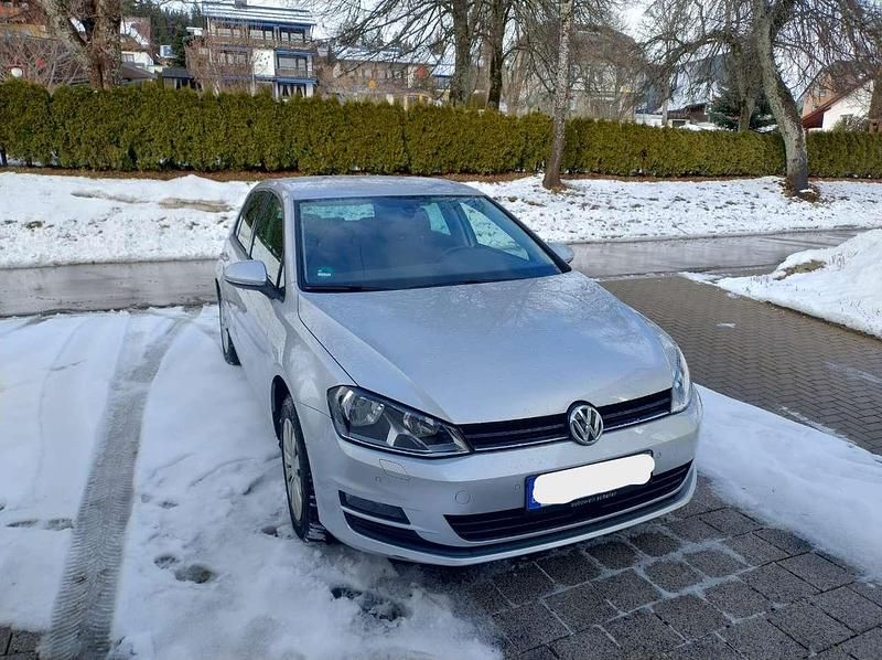Gebraucht VW Golf VII Trendline 105 PS (77 kW) 2013 Silber Limousine