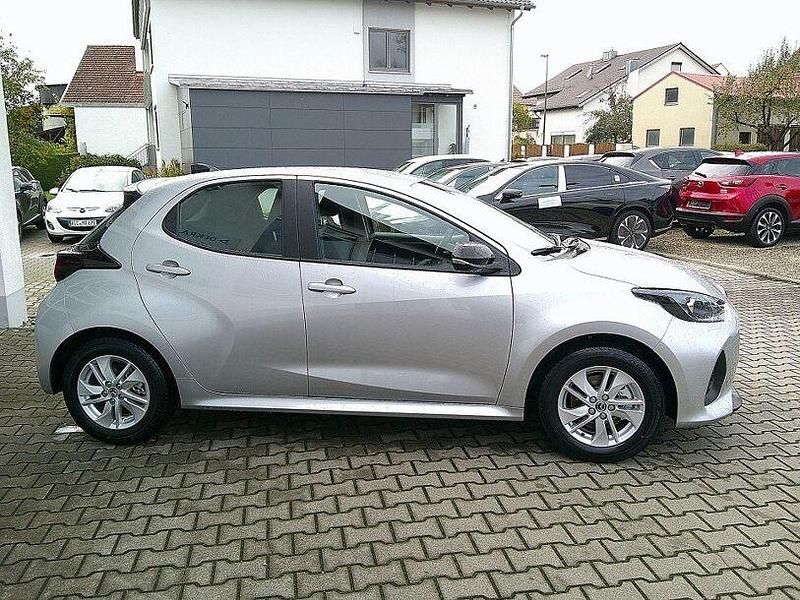 Gebraucht Mazda 2 Center-Line 116 PS (85 kW) 2025 Stormy silver Kleinwagen