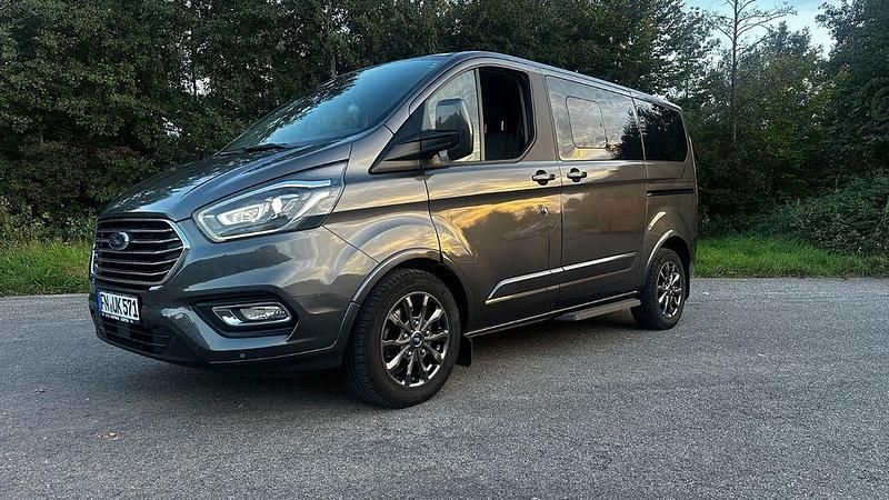 Gebraucht 2020 Ford Tourneo Custom Platinum Van / Kleinbus | 35.999 € - Bild 1/4
