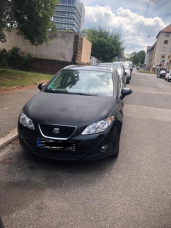 Schwarz Gebraucht 2011 Seat Ibiza ST Kombi | 1.800 € (Superpreis) - Bild 1/4