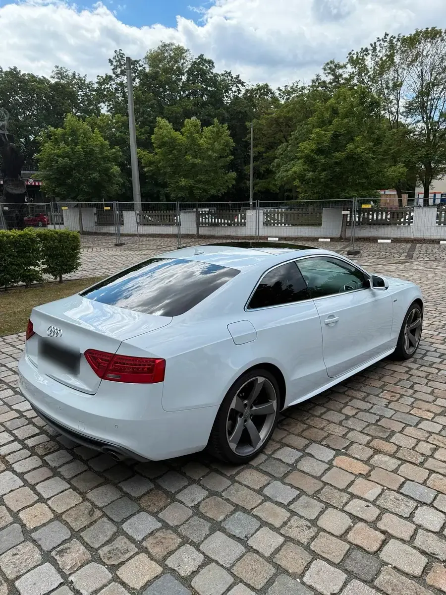 Gebraucht Audi A5 S-Line 204 PS (150 kW) 2012 Weiß Coupé