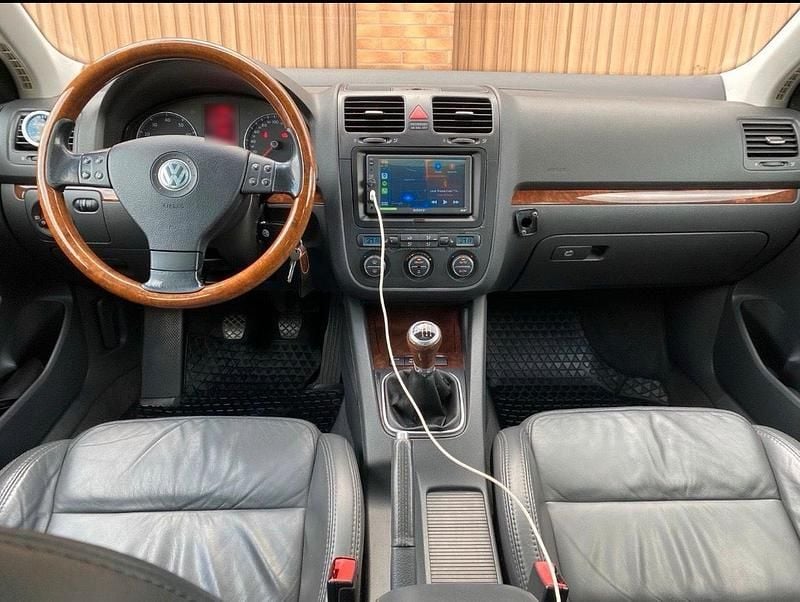 Gebraucht VW Jetta 200 PS (147 kW) 2006 Schwarz Limousine