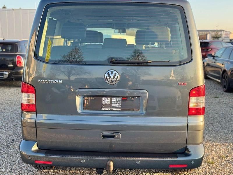 Gebraucht VW T5 174 PS (127 kW) 2006 Grau Van