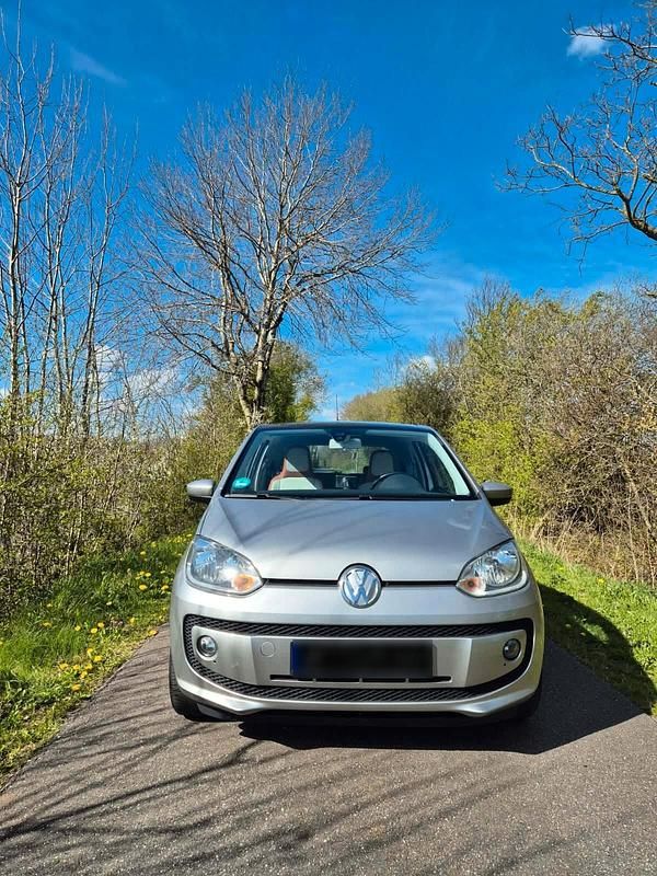 Second-hand VW up! 75 CP (55 kW) 2013 Argintiu Hatchback