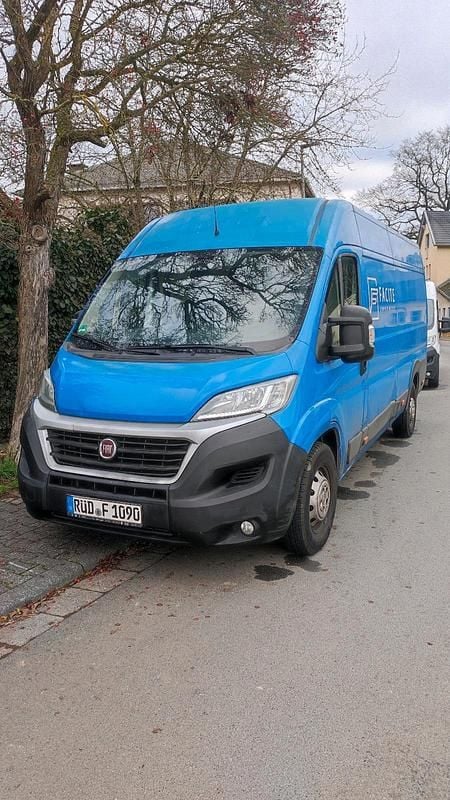 Blau Gebraucht 2018 Fiat Ducato Van | 14.900 € (Guter Preis) - Bild 1/4