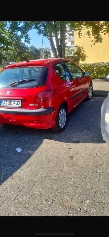 Gebraucht Peugeot 206 68 PS (50 kW) 2006 Rot Limousine