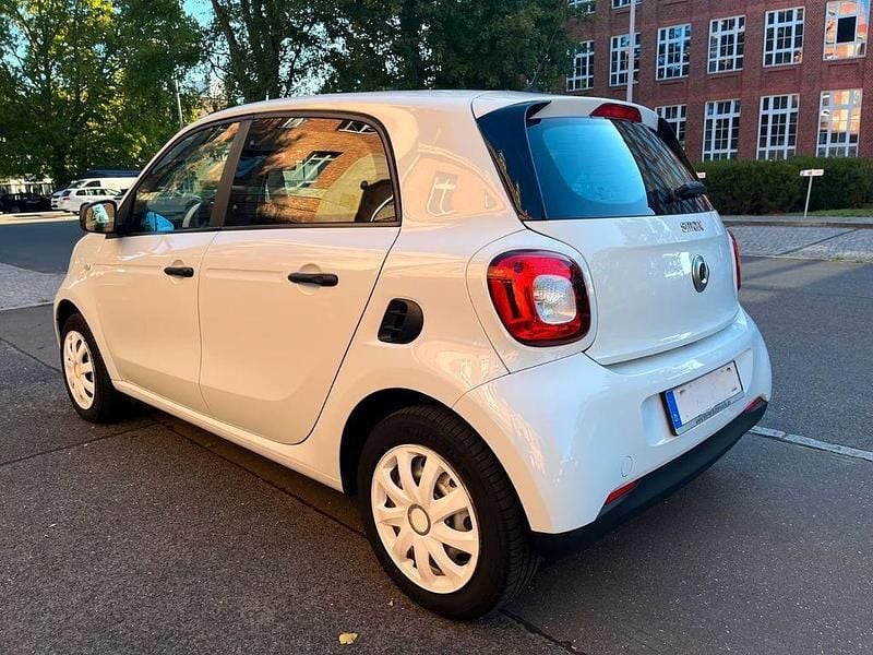 Gebraucht Smart ForFour 71 PS (52 kW) 2016 Weiß Kleinwagen