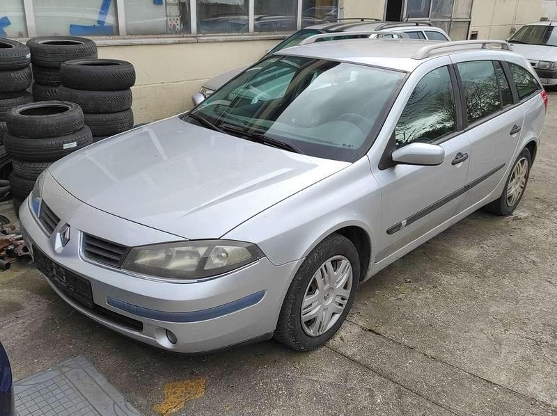 Gebraucht Renault Laguna III Authentique 110 PS (80 kW) 2007 Platingrau Kombi