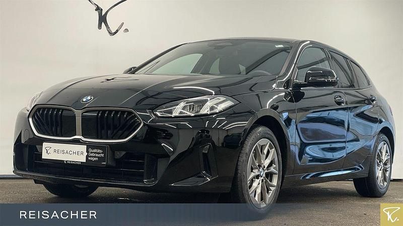 Schwarz Neu 2025 BMW 120 Kleinwagen | 30.499 € (Superpreis) - Bild 1/4