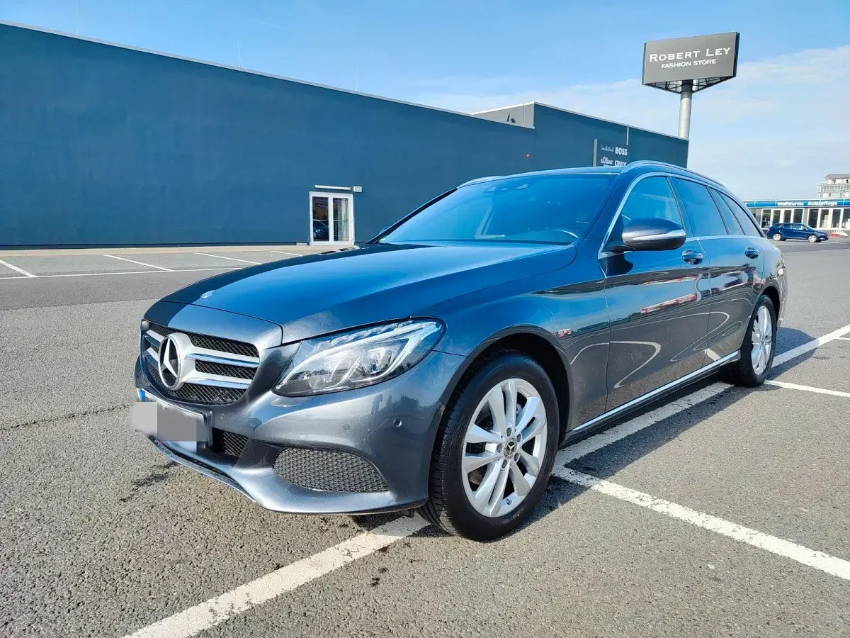 Second-hand Mercedes C220 170 CP (125 kW) 2015 Gri Break