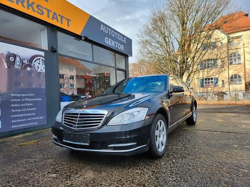 Gebraucht Mercedes S350 258 PS (189 kW) 2013 Schwarz Limousine
