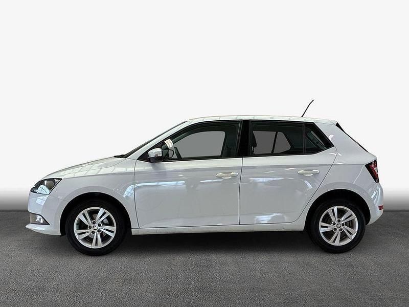 Gebraucht Skoda Fabia Ambition 95 PS (69 kW) 2020 Weiß Limousine