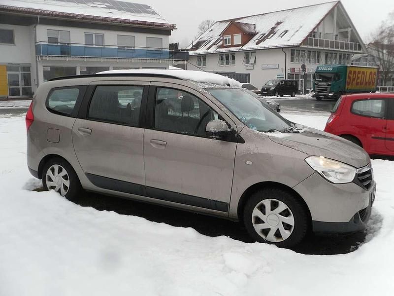 Gebraucht Dacia Lodgy Lauréate 90 PS (66 kW) 2012 Beige Van / Kleinbus