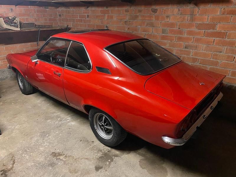 Rot Gebraucht 1973 Opel Manta Coupé | 14.900 € - Bild 1/4