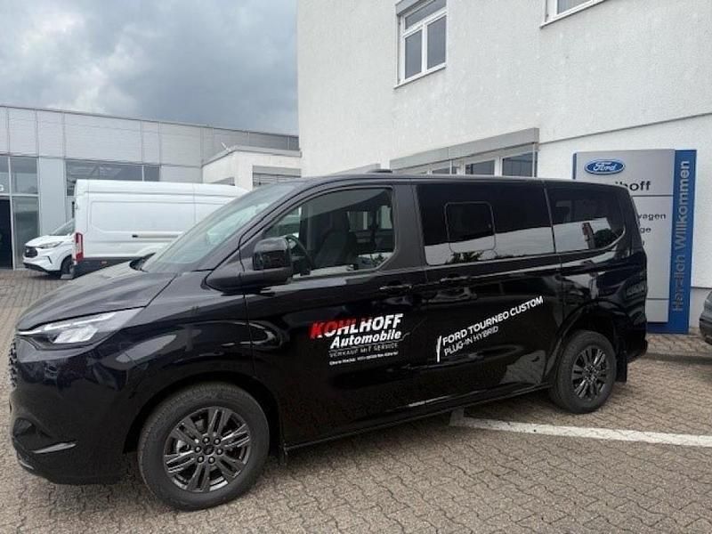Gebraucht Ford Tourneo Custom 232 PS (170 kW) 2025 Schwarz Van