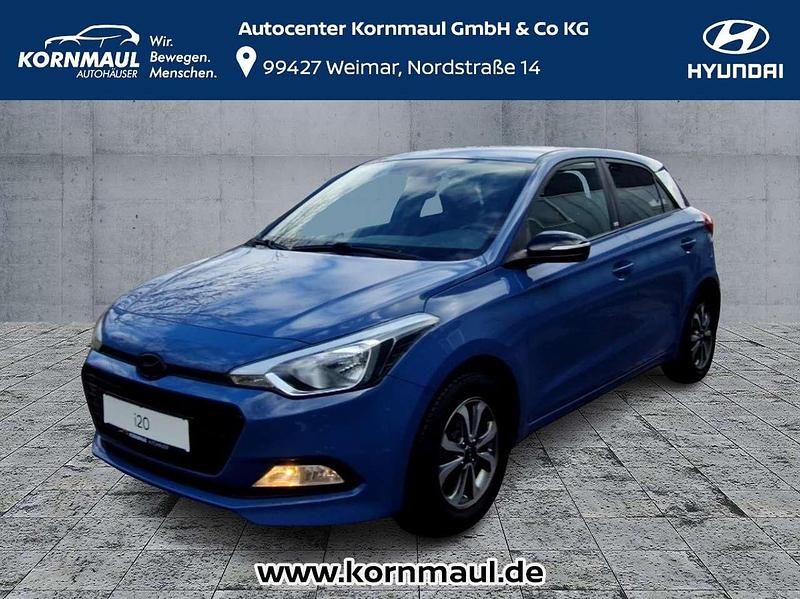 Gebraucht Hyundai i20 Passion 84 PS (61 kW) 2018 Morning blue / sol Limousine