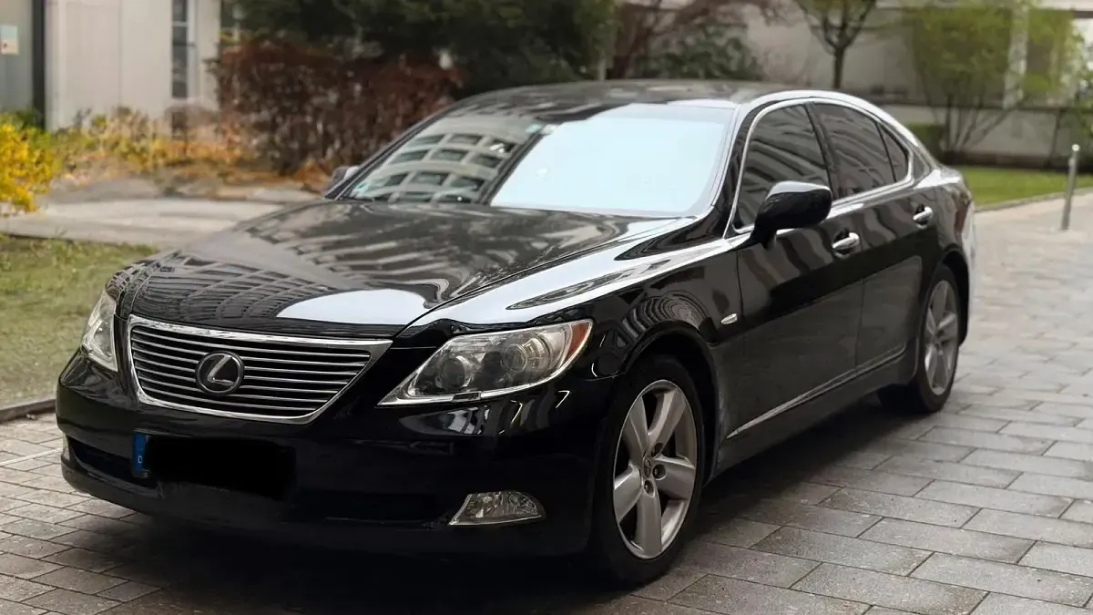 Gebraucht Lexus LS460 382 PS (280 kW) 2007 Grün Limousine