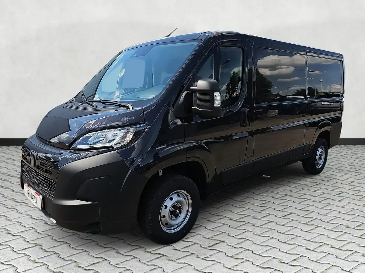 Neu Fiat Ducato 120 PS (88 kW) 2026 Schwarz Van